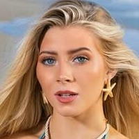 Bella Lyn Nude